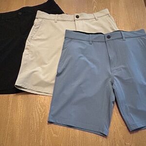 3 Pair of men’s shorts size 34. Two Hurley one Columbia.